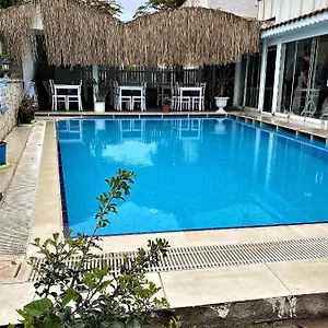 Oda ve Kahvaltı Eldoris Butik Alaçatı